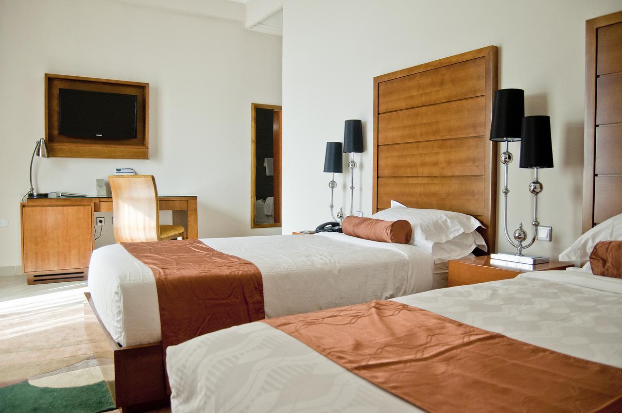 South Star International Hotel Ауаса Стая снимка