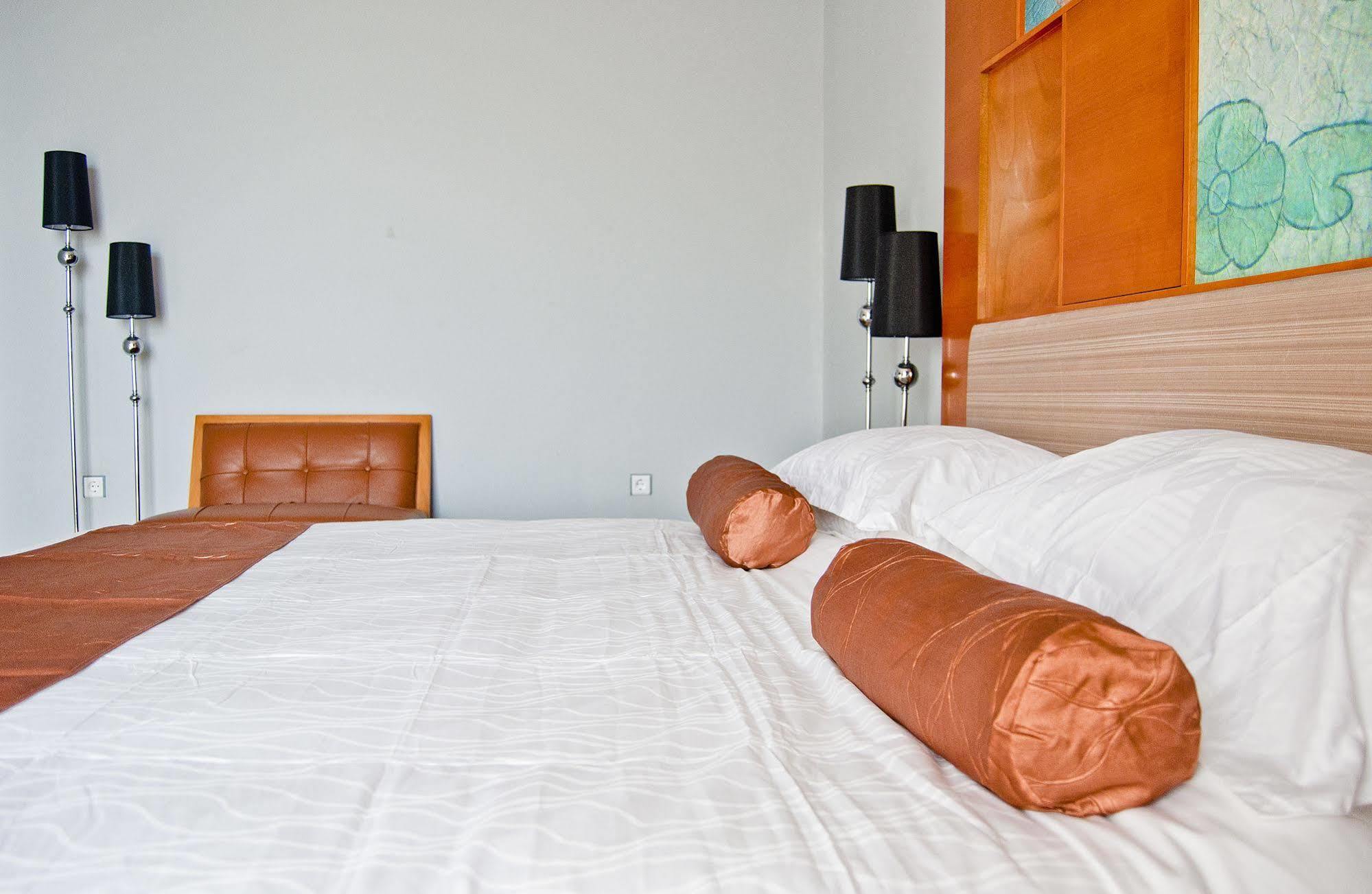 South Star International Hotel Ауаса Екстериор снимка