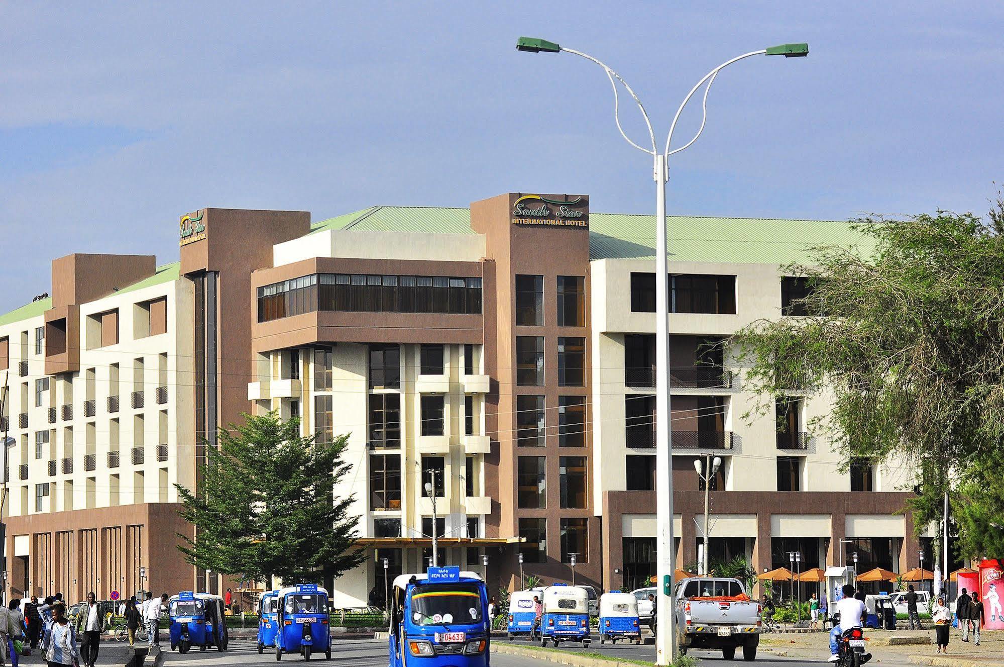 South Star International Hotel Ауаса Екстериор снимка